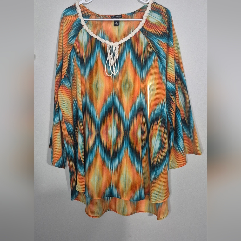 Colorful Patterned Women's Top Size 2X